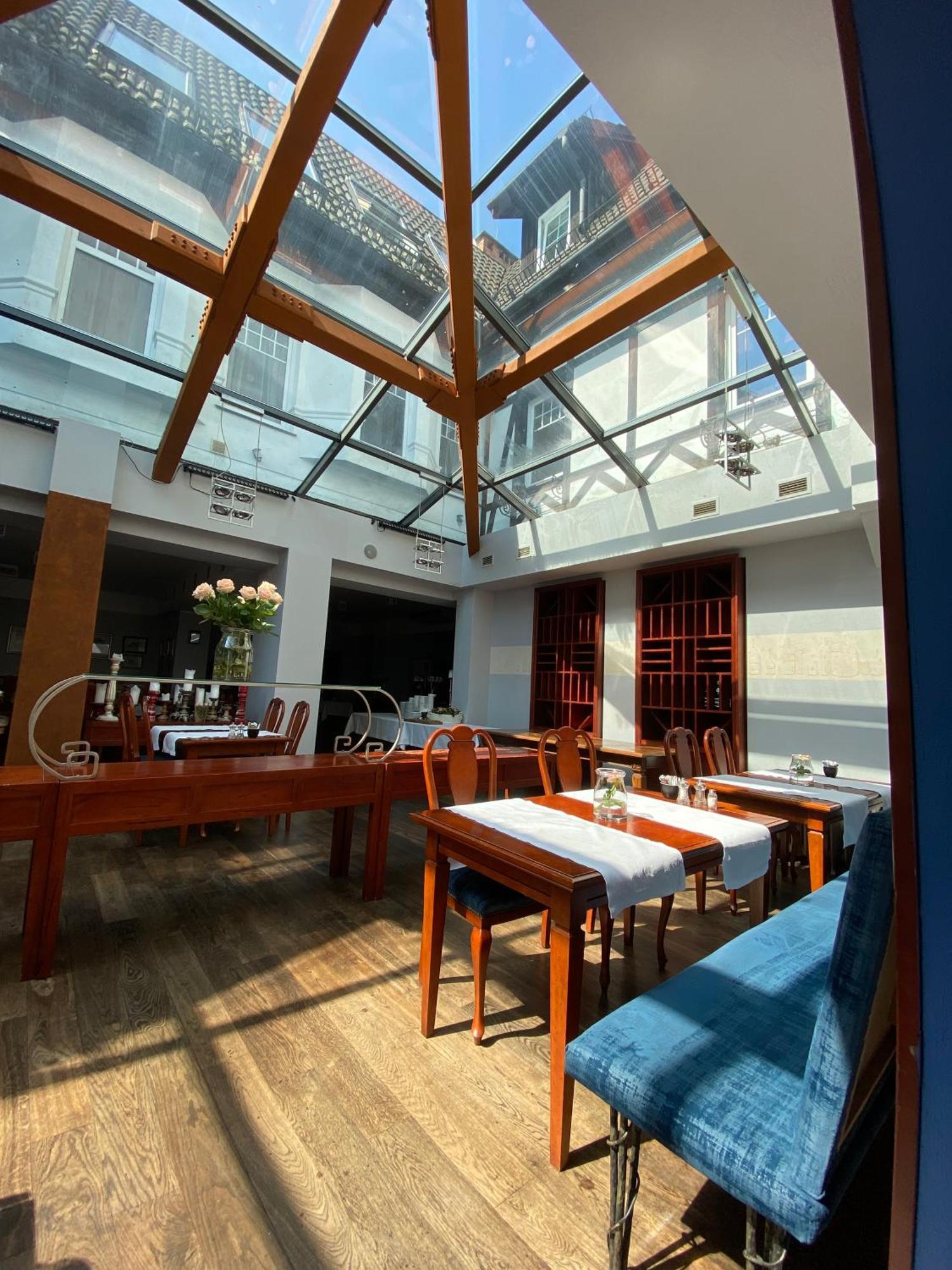 Hotel Rejs Ustka Ngoại thất bức ảnh