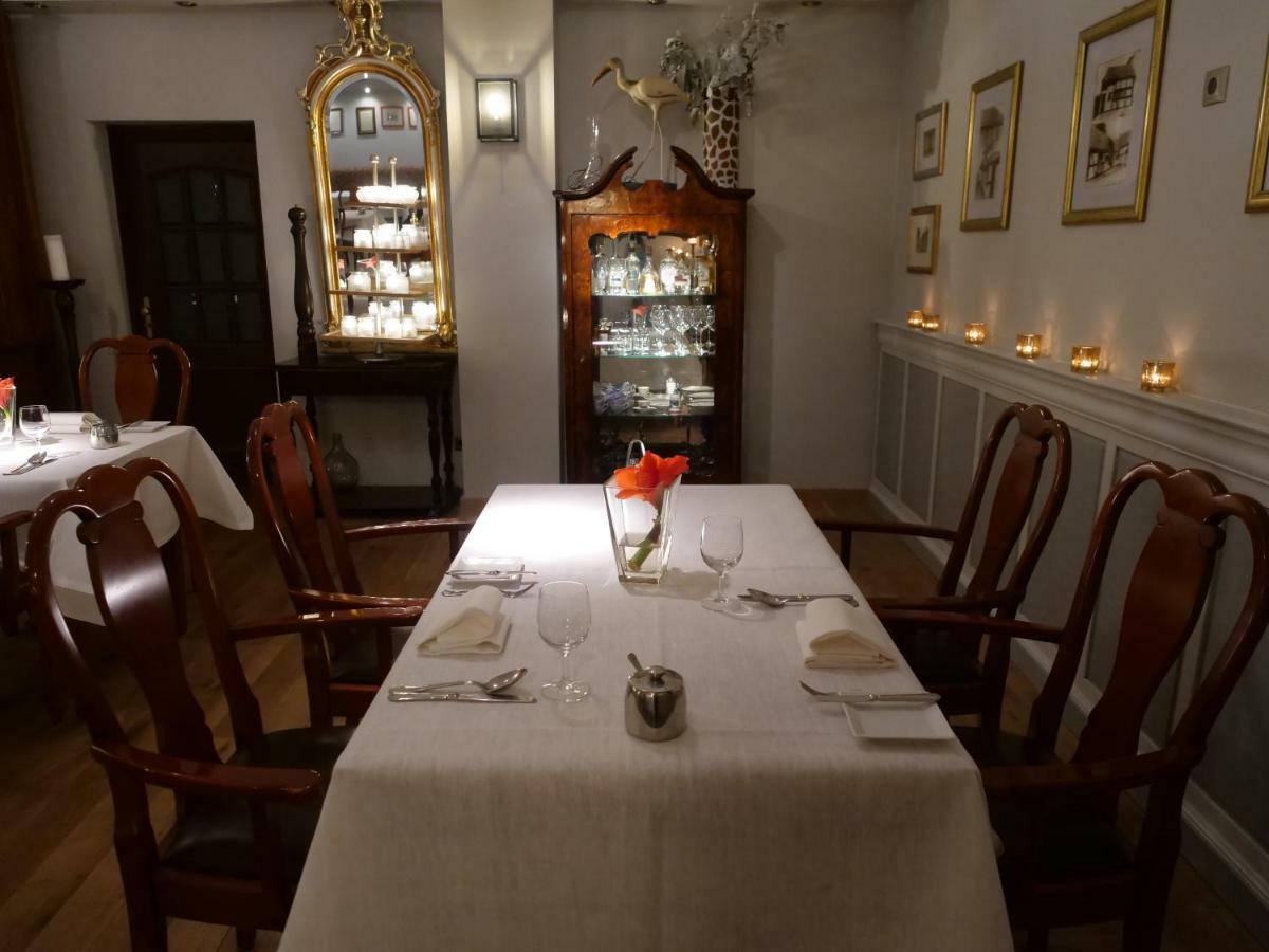 Hotel Rejs Ustka Ngoại thất bức ảnh