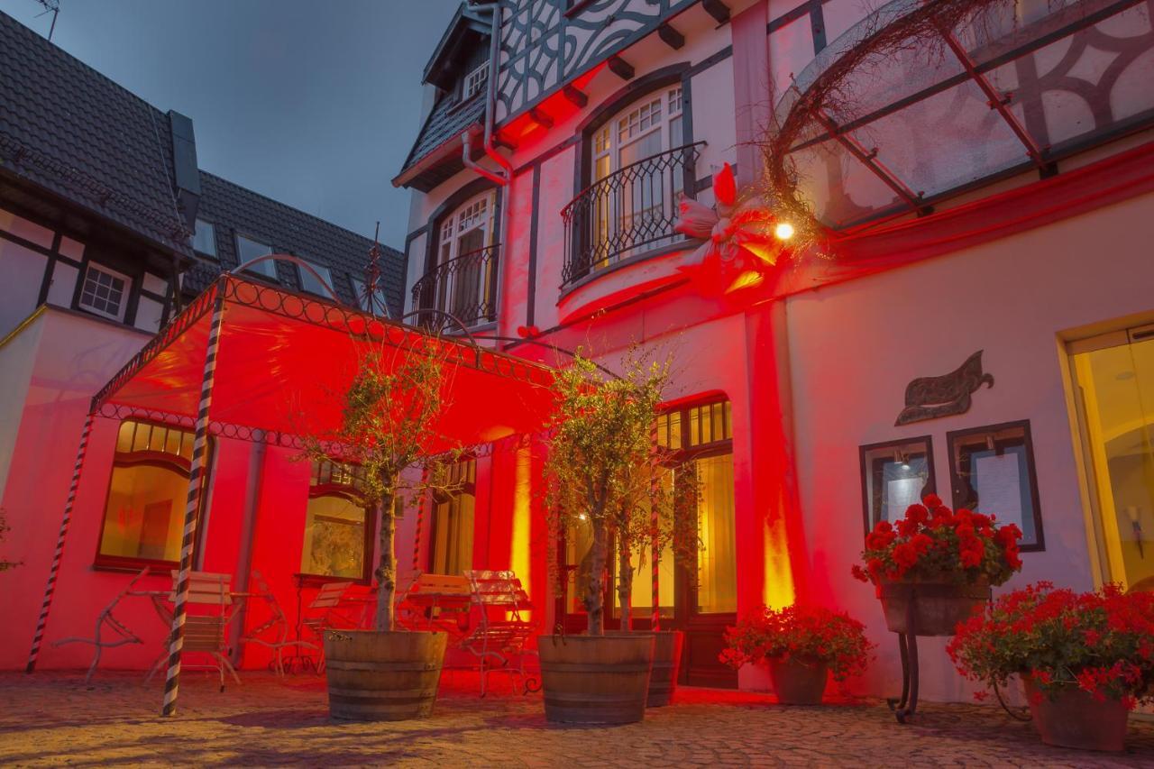 Hotel Rejs Ustka Ngoại thất bức ảnh